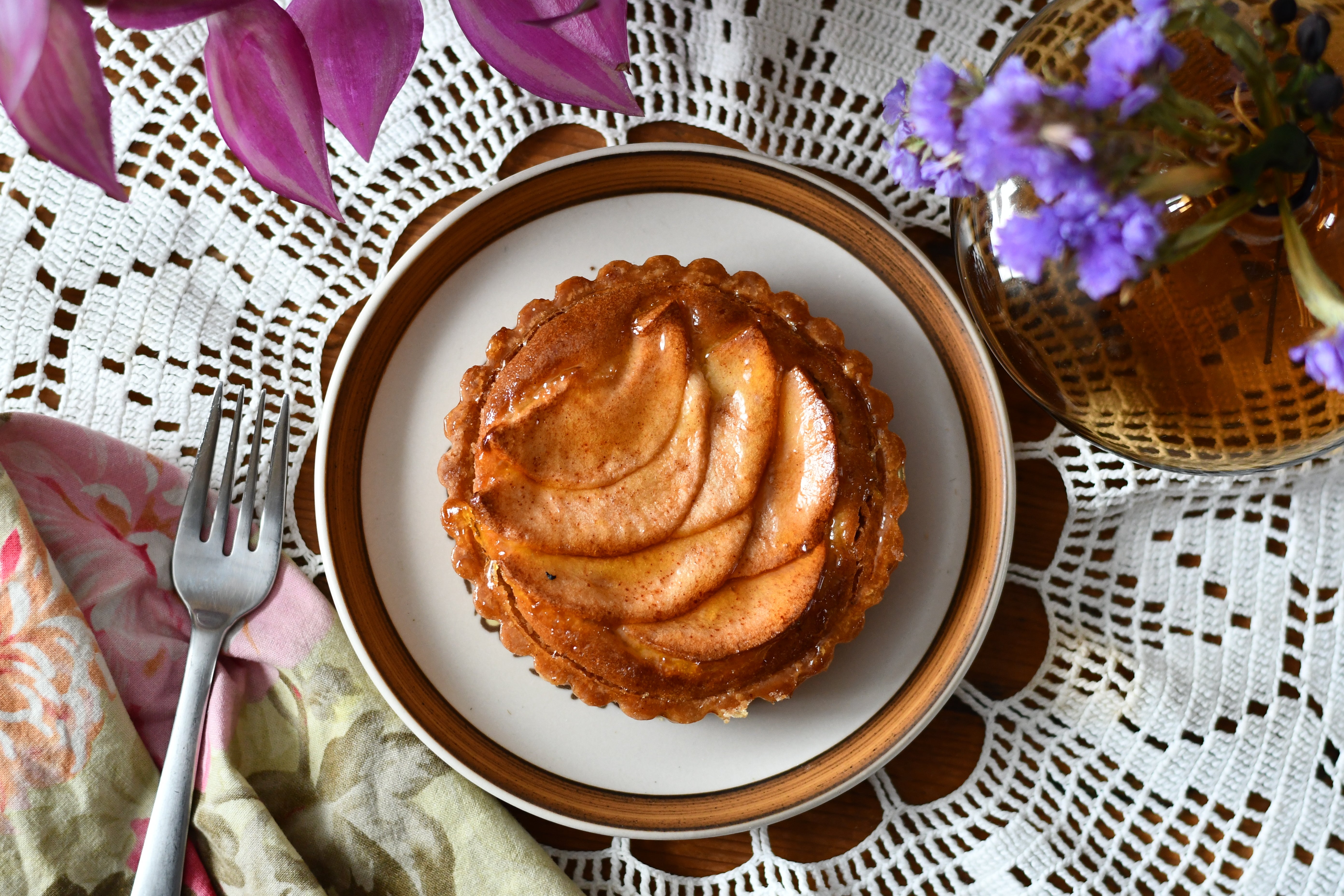 4" Apple Almond Frangipane Tart